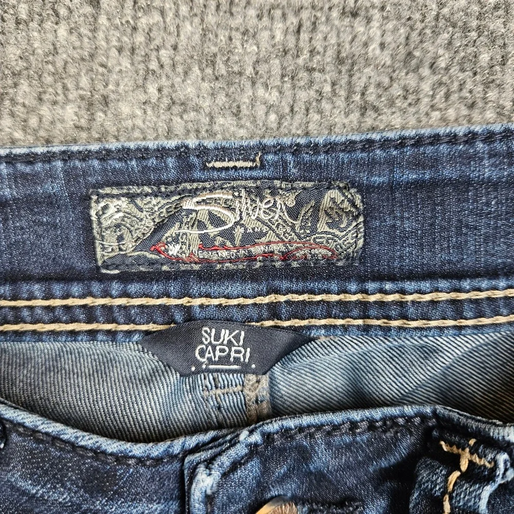Silver Suki Capri Jeans Women's 26 Dark Wash Denim‎ Stretch Mid Rise Cropped